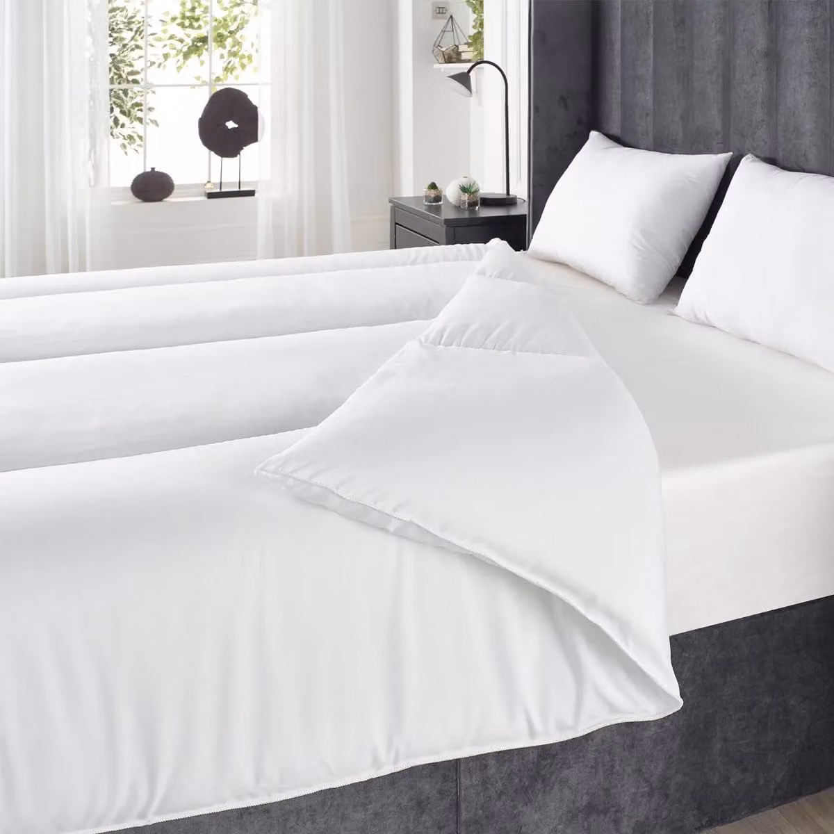 OHS Soft Like Down 10.5 TOG Microfibre Duvet in White – 3
