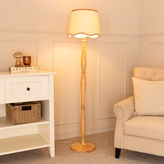 ValueLights Victoria Wood Candlestick Floor Lamp with Burnt Orange Linen Scallop Trim Tapered Shade – 1
