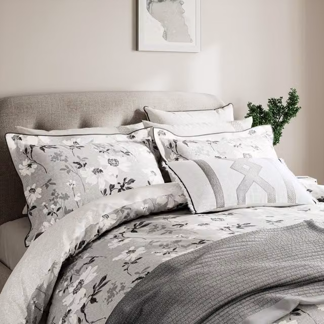 Bedeck of Belfast Sefa Reversible Double Duvet Cover and Pillowcase Set, White, Silver and Grey Floral Cotton, W: 140 cm, L: 200 cm