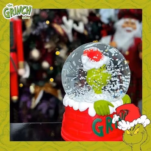 VFM e-Store Grinch Christmas Snow Globe Festive Ornament in Red and Multicolour, H: 14 cm, W: 10 cm, D: 6.5 cm – 4