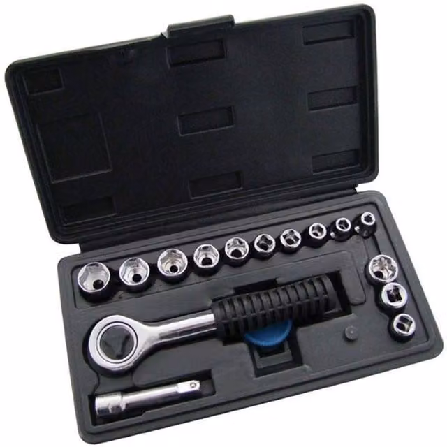 Amtech 16-Piece 1/4 Inch Drive Socket Set in Multicolour – 1
