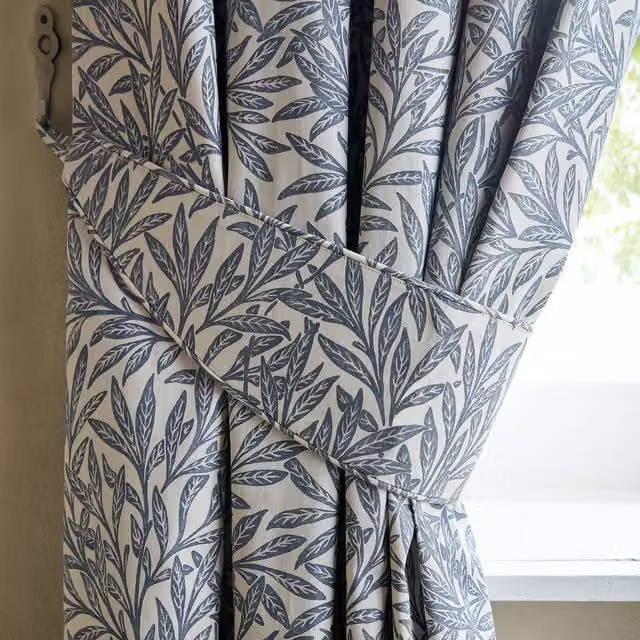 William Morris At Home Original Willow Tieback in Blue and Beige