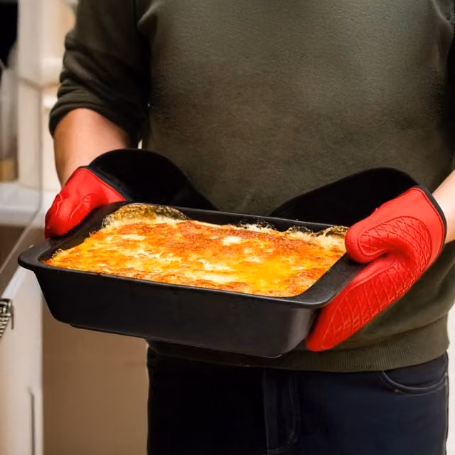 MasterClass Seamless Non-Slip Silicone Double Oven Glove in Red