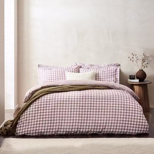 Riva Home Reversible Gingham Check Cotton Duvet Cover and Pillowcase Set in Red and Purple, 200 x 200 cm – 1
