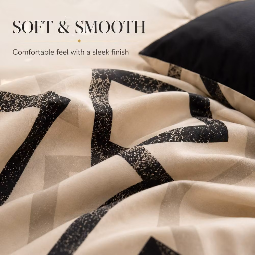 Grace Modern Reversible Microfibre Duvet Cover Set in Beige, Super King, 200 x 200 cm – 4