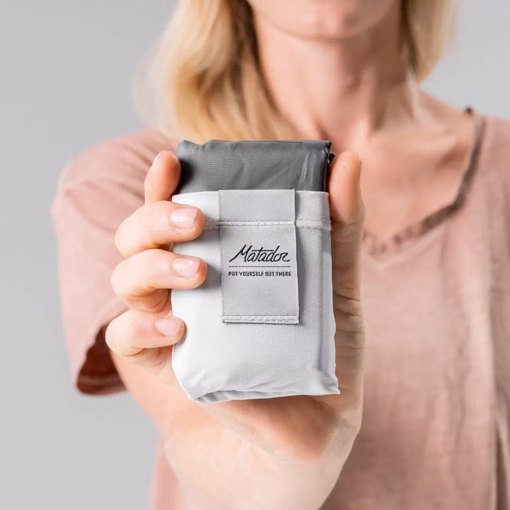 Matador Pocket Blanket in White – 4