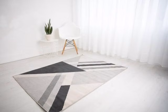 DS Living Ravella Apex Geometric Rug in Beige and Anthracite, W: 200 cm, D: 290 cm