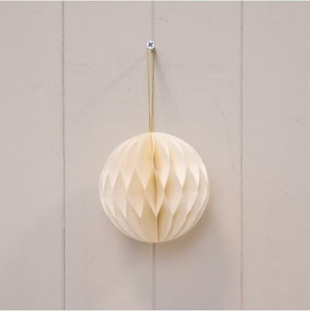 KDMD Set of 3 White Round Christmas Baubles