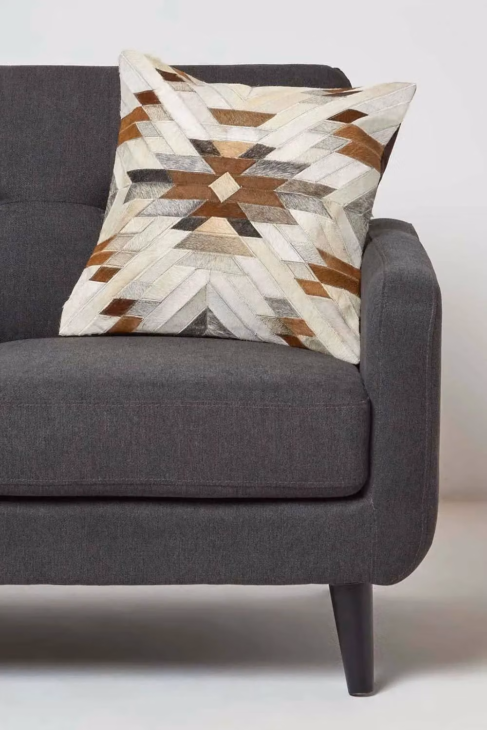 Homescapes Geometric Star Leather Cushion in Brown and Beige, W/D/H: 45 x 45 x 45 cm – 2