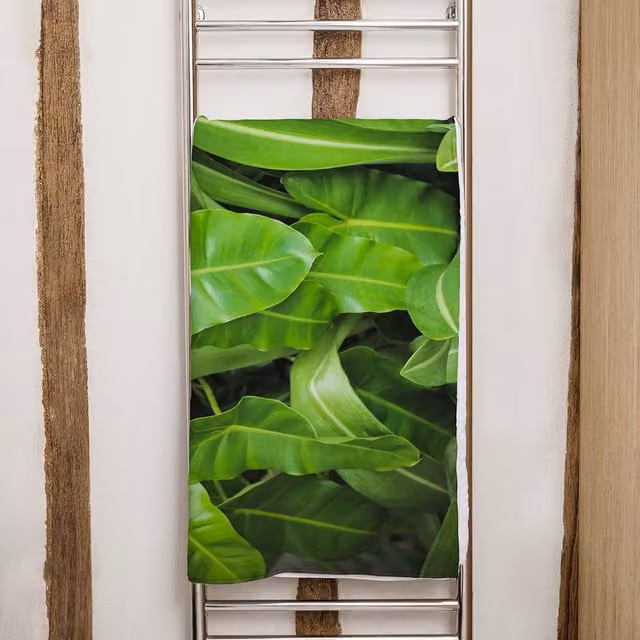Benjamin Tate Design LTD Abstract Dark Green Leaves Floral Bath Towel - Green