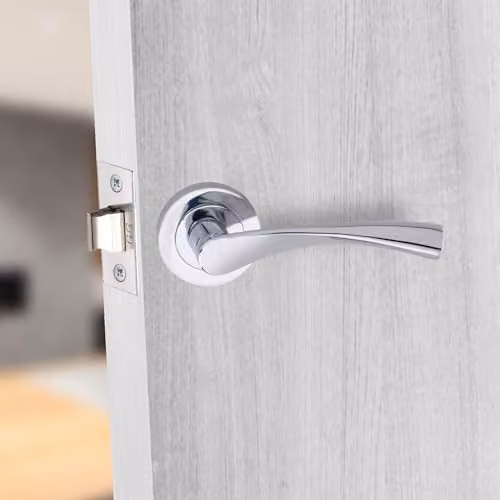 Golden Grace Astrid Design Key Lock Door Handle Set in Chrome – 2