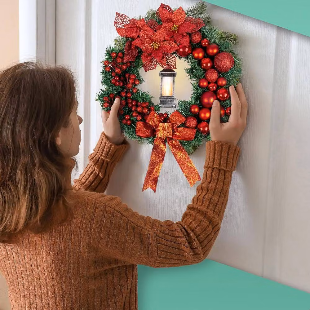 Globrite Red Christmas Wreath with Bows, Baubles and Lantern, Diameter: 40 cm – 2