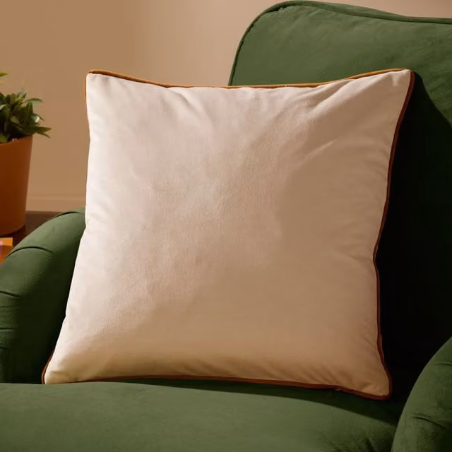 furn Meridian Velvet Square Cushion in Beige, W/D/H: 45 x 45 x 45 cm – 3