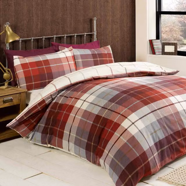 Rapport Home Red Checked Flannelette Cotton Duvet Set and Pillowcase, Reversible, Duvet Cover: 200 x 200 cm, Pillowcase: 50 x 75 cm