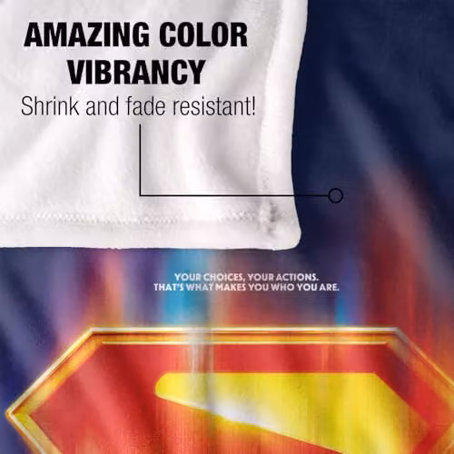 Warner Bros. Superman 2025 Glowing Shield Choices Super Soft Fleece Throw Blanket, Multicolour, W: 91 cm, D: 147 cm – 3