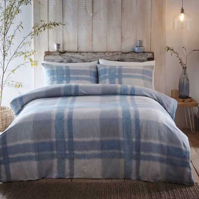 Appletree Verbier Blue Checked Brushed Cotton Duvet Cover Set, W: 200 cm x H: 200 cm – 1