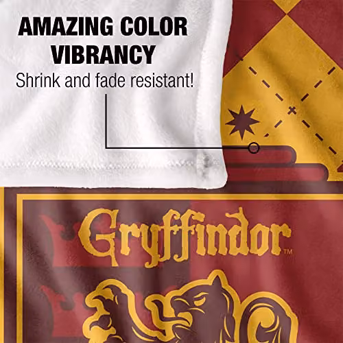 Warner Brothers Harry Potter Gryffindor Plaid Sigil Fleece Blanket in White and Multicolour, W/D/H: 152 x 127 cm – 3