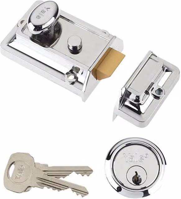 Yale 77 Traditional Nightlatch in Silver and Multicolour
