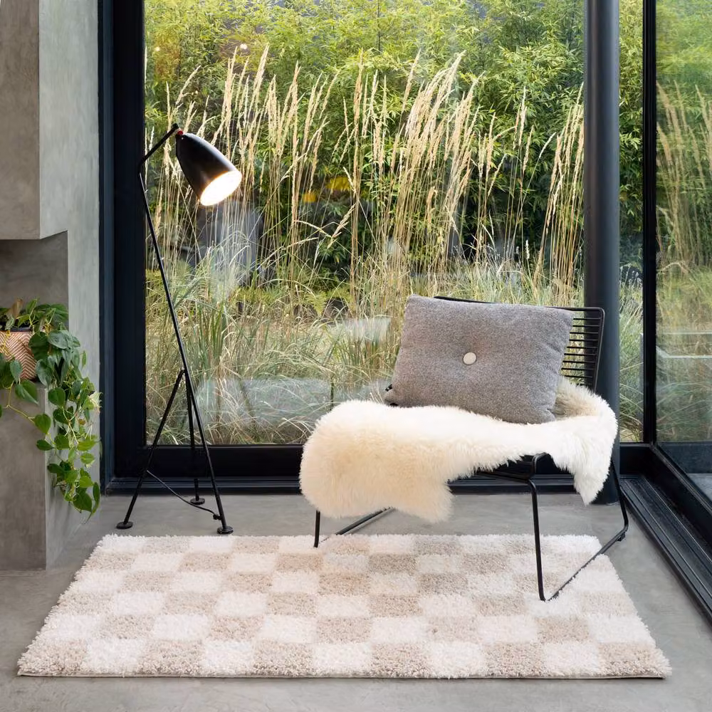 Kukoon Cream and Beige Retro Checkerboard Shaggy Rug, W: 80 cm, L: 300 cm – 2