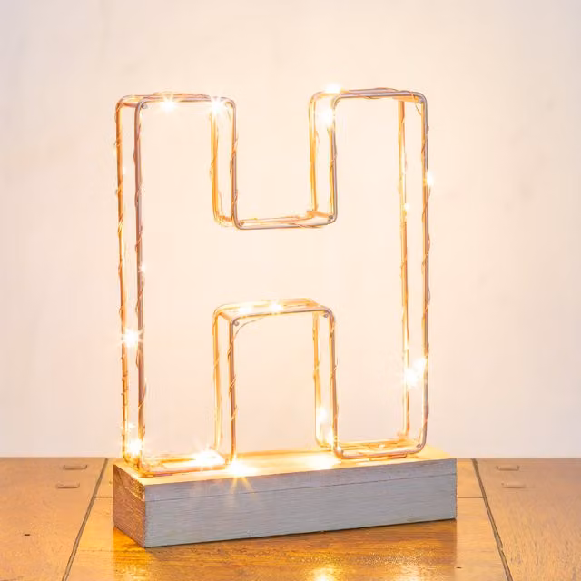 Echo Three Letter Light Wire Frame H in Gold