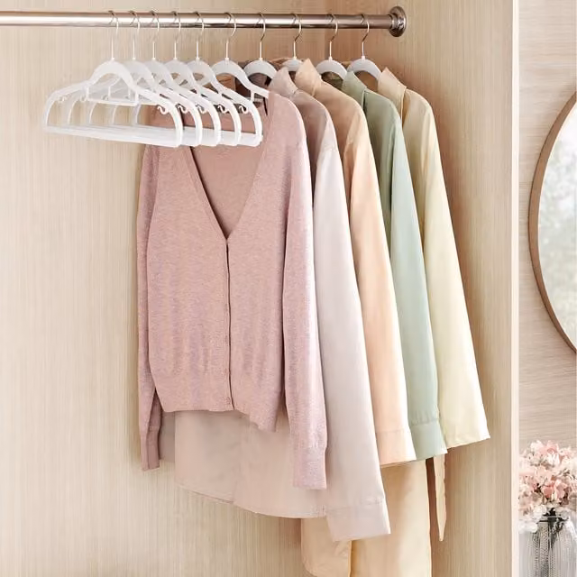 SONGMICS Non-Slip Space-Saving Clothes Hangers with Swivel Hook and Contoured Shoulders, White