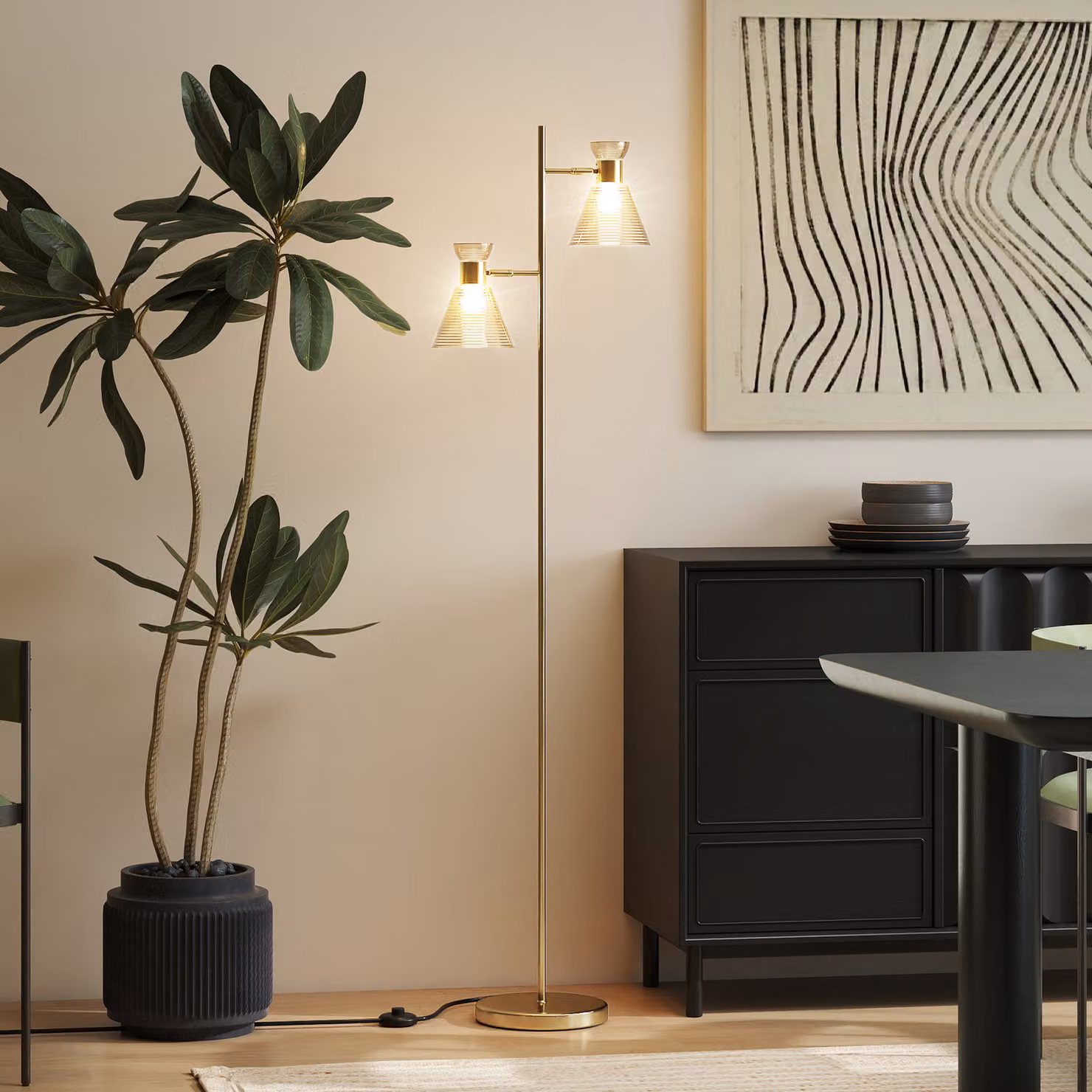 HOMCOM Modern Gold Floor Lamp with Adjustable Dual Heads and Floral Glass Shades, E27 Socket with Foot Switch – 4