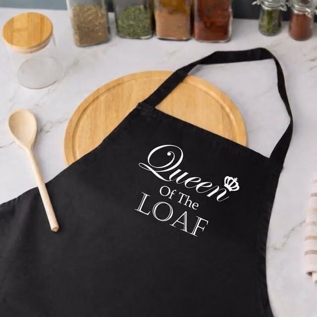 60 SECOND MAKEOVER Women's Queen Of The Loaf Black Apron