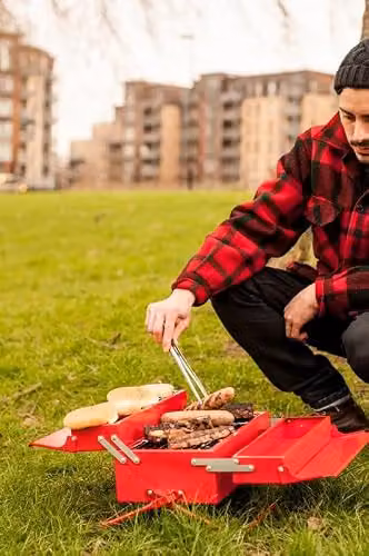 Suck UK Stainless Steel Charcoal Tabletop BBQ Grill in Red and Silver with Warming Rack – 3