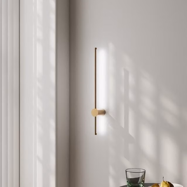 Living Star Modern Rotatable LED Straight Wall Light in Gold/Brass with White Light, 60 cm