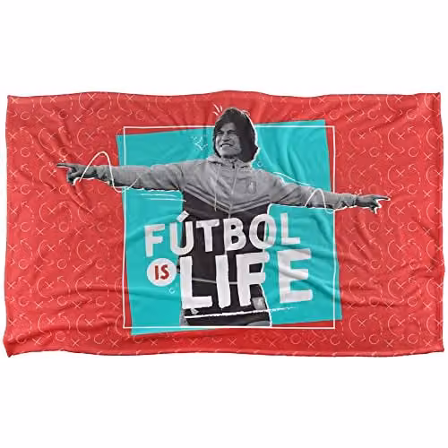 Warner Bros. Ted Lasso Football Is Life Super Soft Fleece Throw Blanket, Multicolour, W: 91 cm, D: 147 cm – 1