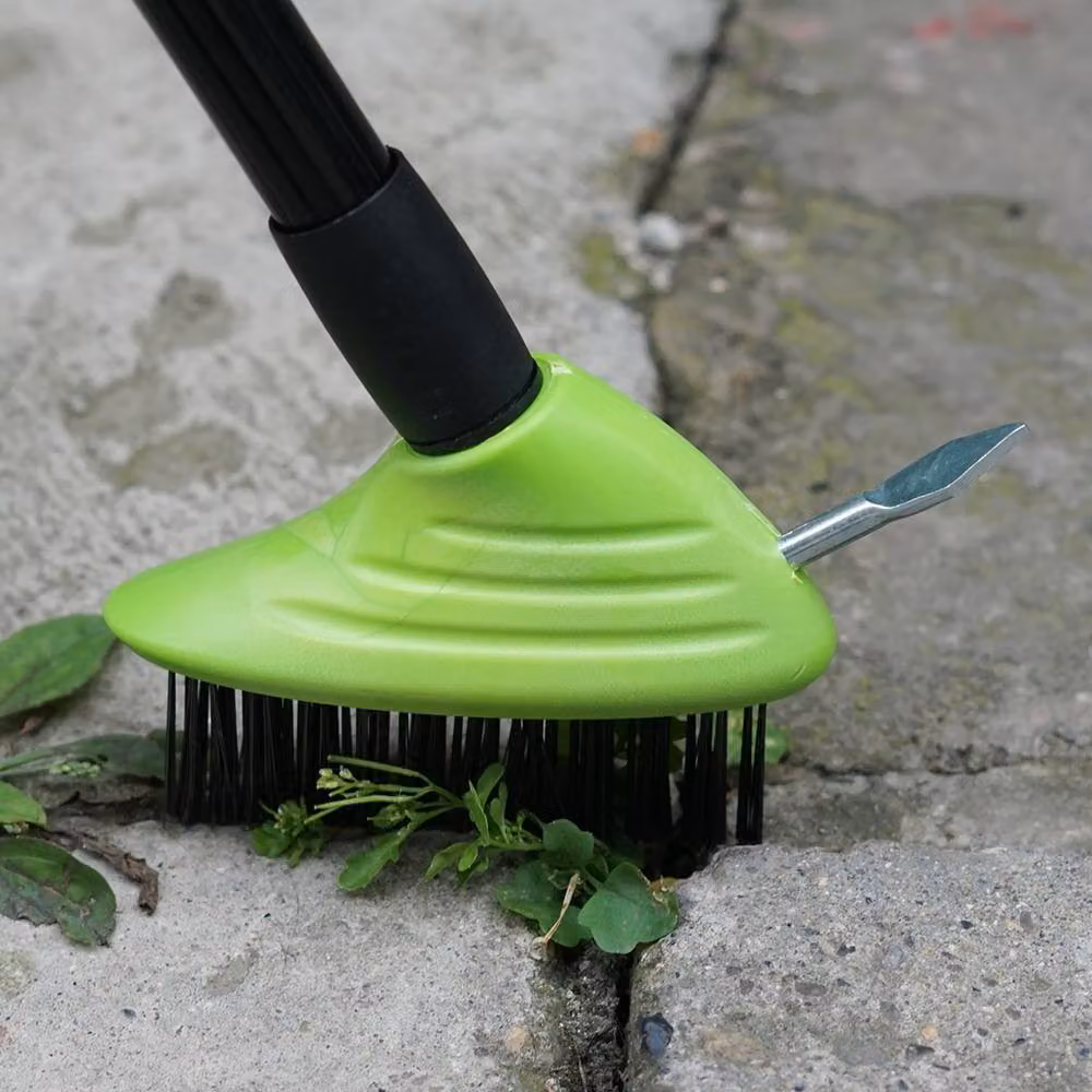 Gr8 Garden 3-in-1 Extendable Weed Brush and Scraper for Garden and Patio Cleaning in Green – 2