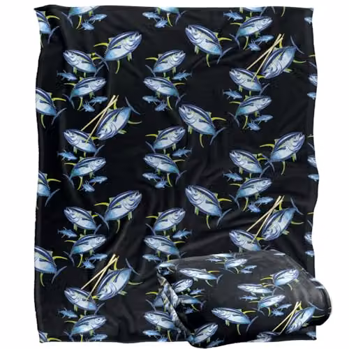 JQ Licensing Sushi Pattern Super Soft Silky Touch Fleece Throw Blanket in White, W/D/H: 152 x 127 cm – 1