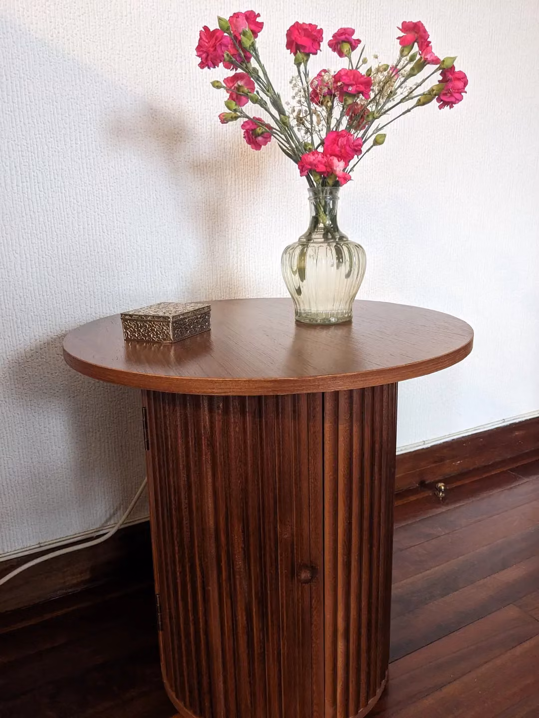 Nordlys Modern Round Wooden Side Table with Storage Tray in Brown – 6