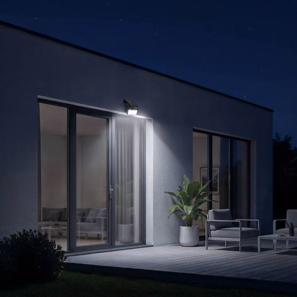 Gardenwize IP44 Waterproof Solar Powered Adjustable Swivel LED Motion Sensor Wall Light in Black – 3