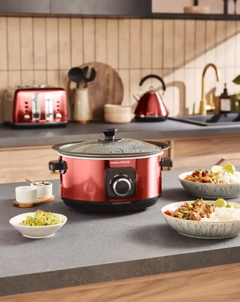 Morphy Richards Accents 3.5L Sear & Stew Slow Cooker, Red – 6