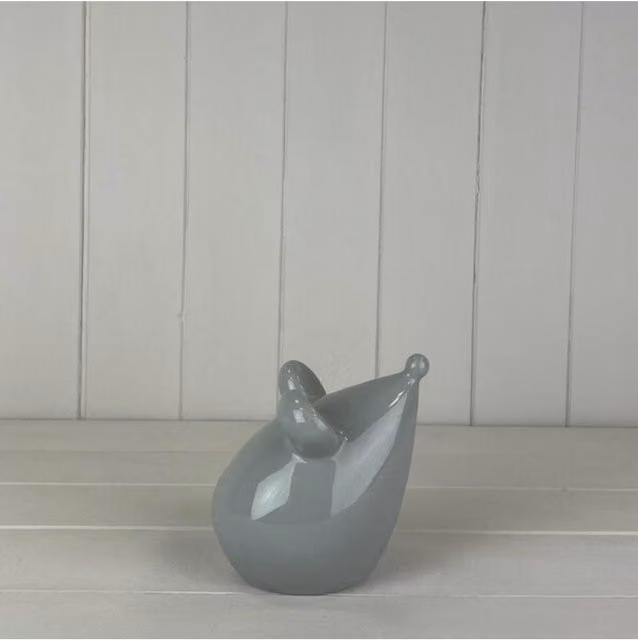 KDMD Grey Ceramic Mouse Figurine with Rustic Organic Design