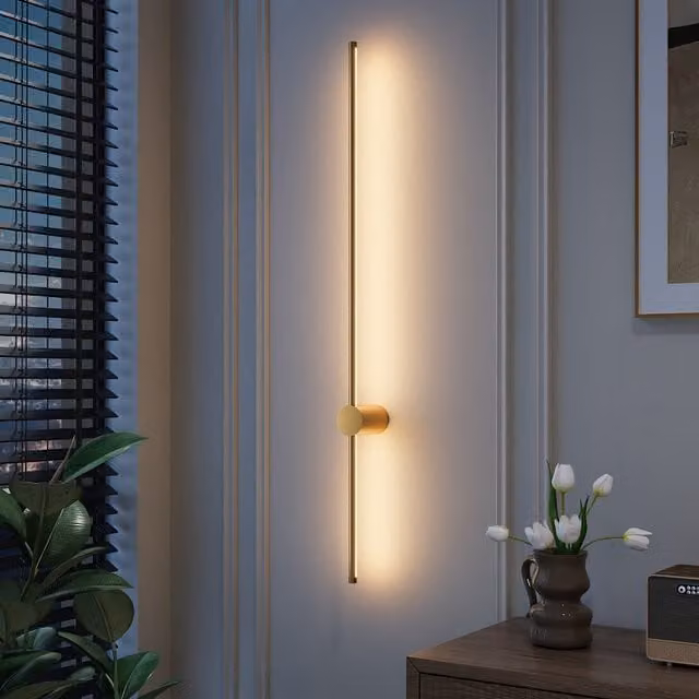 Livingandhome Gold and White Modern Linear LED Wall Light with 360 Degree Rotation, Warm White
