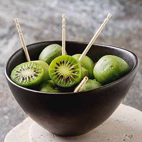 Thompson and Morgan Issai Kiwi Fruit Climber Garden Plant, Hardy Actinidia Deliciosa, 1 x 9cm Potted Plant – 2