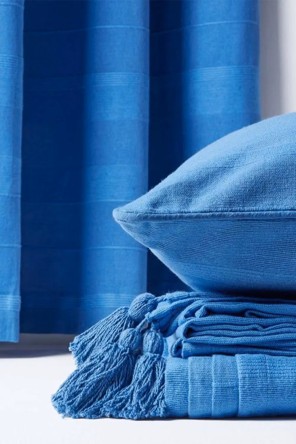 Homescapes Blue Cotton Rajput Ribbed Curtain Pair, W: 167 cm, H: 183 cm – 2
