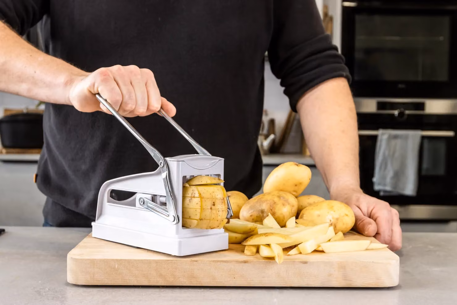 KitchenCraft Potato Chipper with Multiple Blades and Non-Slip Base in White – 5
