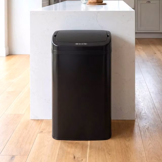 HOMCOM 48L Automatic Sensor Bin in Black – 7