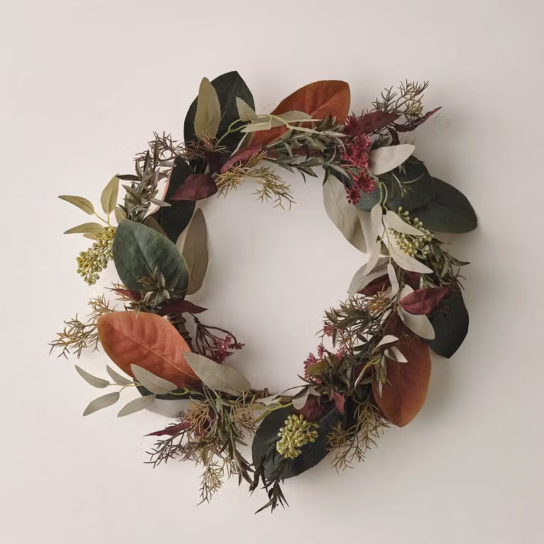 Lights4fun Artificial Autumn and Winter Eucalyptus Leaf Wreath, Multicolour, Diameter: 40 cm