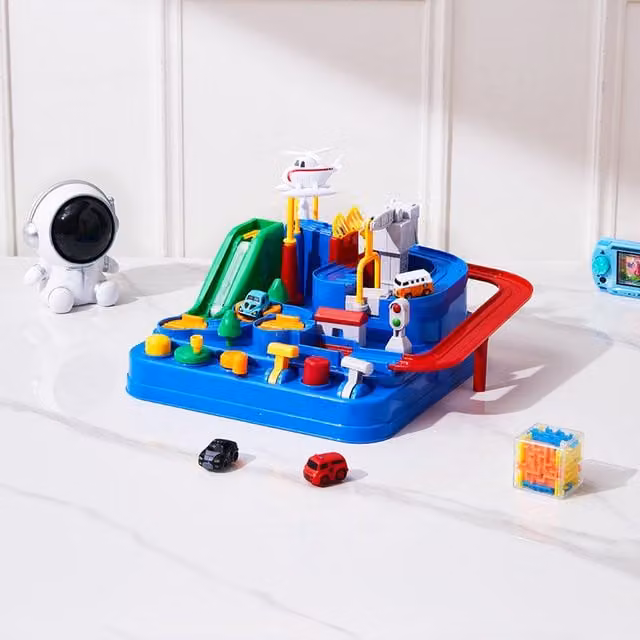 Komore Multicolour Vehicle Race Track Toy Set with Motor