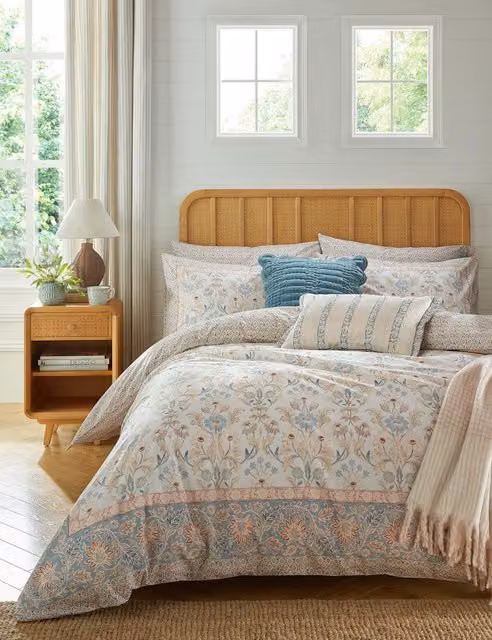 Laura Ashley Semington Floral Pure Cotton Bedding Set, Multicolour, W: 140 cm, L: 200 cm