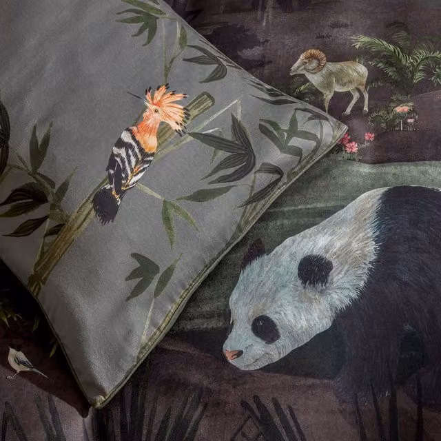 Chuan Exotic Jungle Reversible Floral and Animal Duvet Cover Set in Multicolour, Green and Pink, W: 140 cm, L: 200 cm