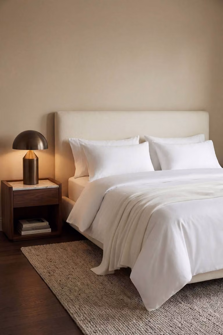 Bedable White Sateen Super King Bedding Bundle with Duvet and 2 Pillows