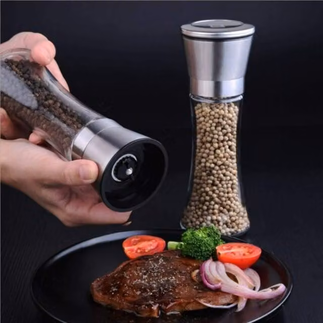 Marco Paul Set of 2 Round Salt and Pepper Grinders in Transparent Glass and Silver Stainless Steel