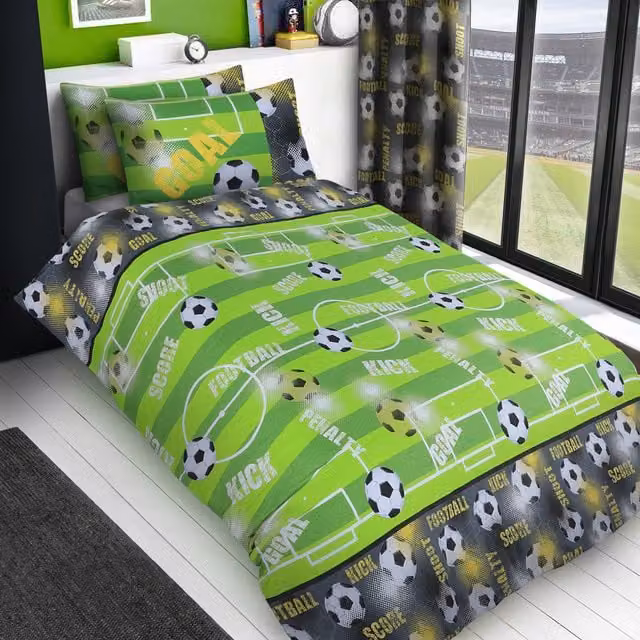 Velosso Green Sporty Graphic Childrens Polycotton Duvet Cover, W: 140 cm, L: 200 cm