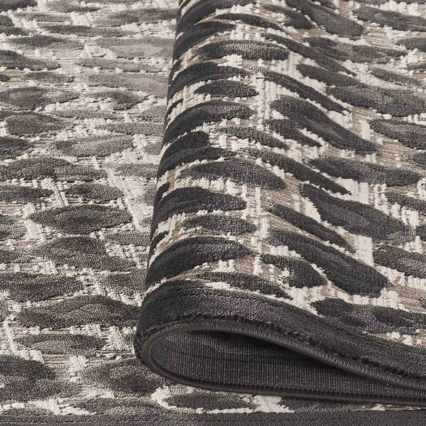 Desire Rugs Mayfair Modern Leopard Design Living Room Area Rug in Black, W: 120 cm, L: 170 cm – 2