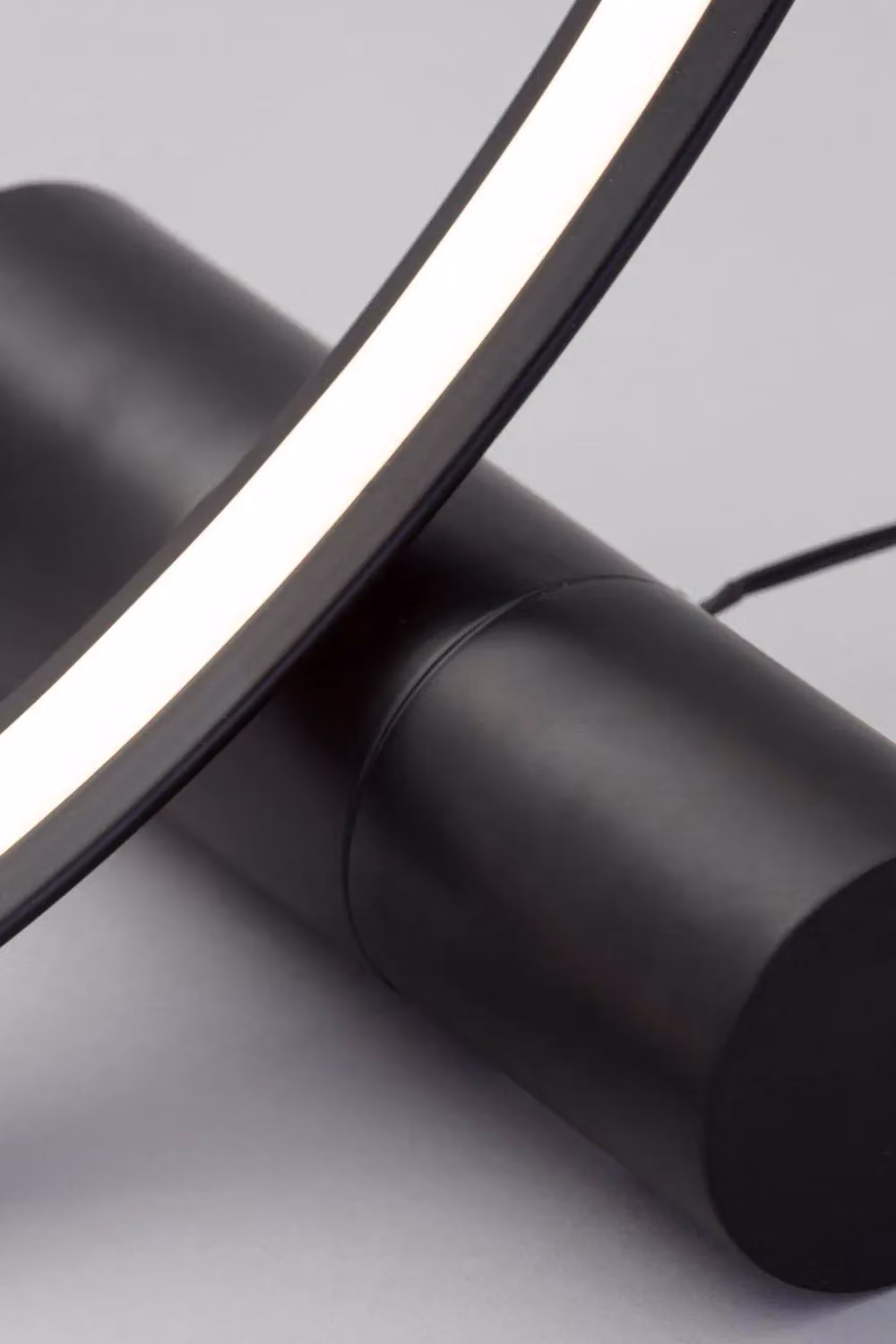 BHS Lighting Sola LED Ring Floor Lamp in Black – 2